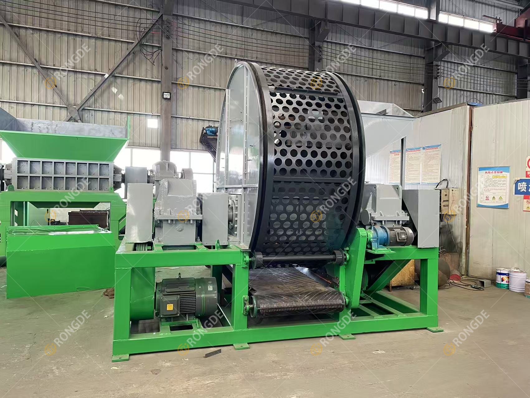 Double shaft shredder
