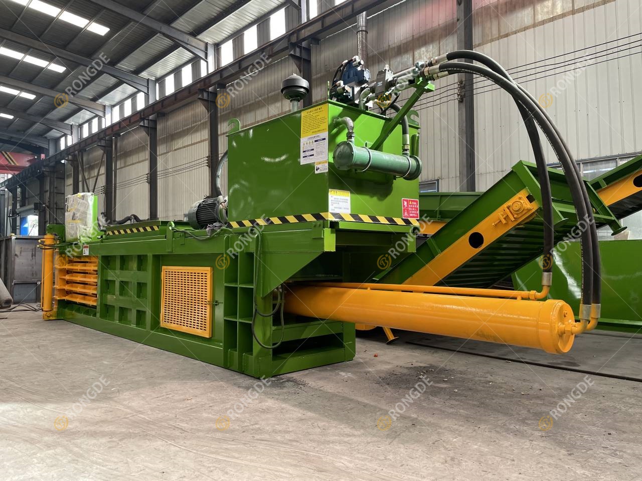 Plastic bottle baler